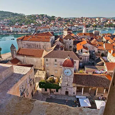 Апартаменты Adriana