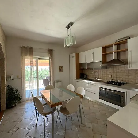 Апартаменты Adriana Трогир