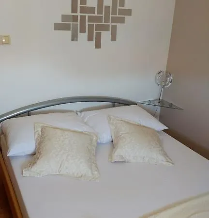 Апартаменты Adriana Трогир