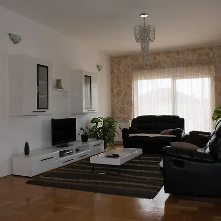 Apartment Adriana